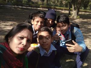trip to zoo of stc students (6)