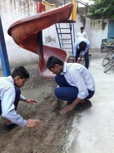 Green School Drive 04.09.17 06-min